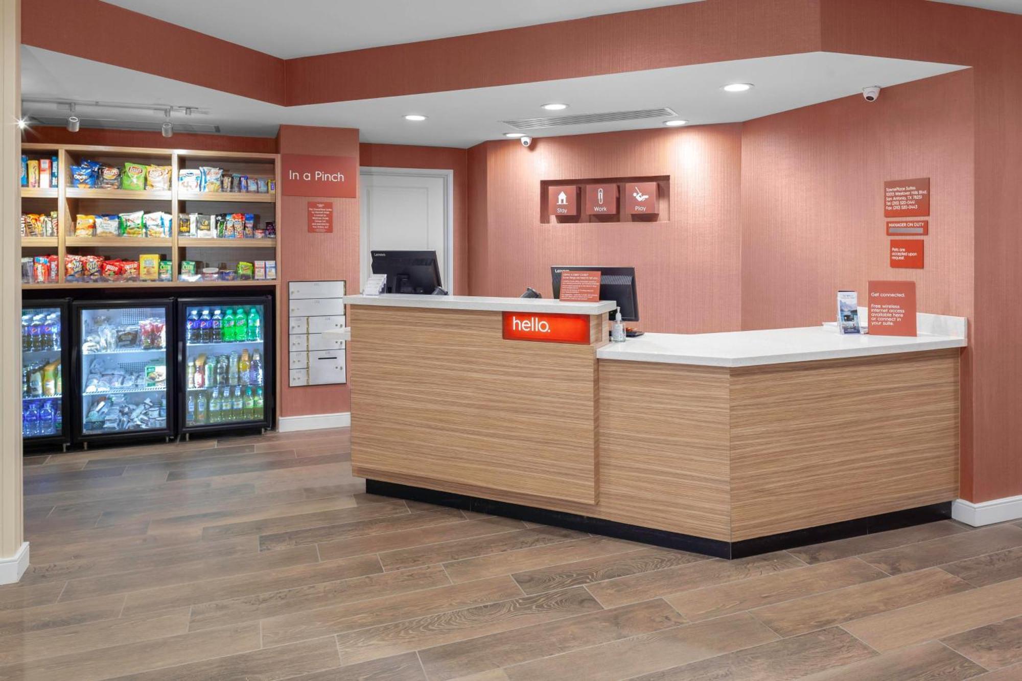 Towneplace Suites By Marriott San Antonio Westover Hills Bagian luar foto